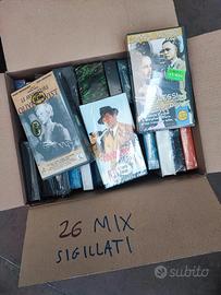 26 Videocassette VHS di film in italiano sigillate