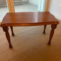 Tavolino basso in legno