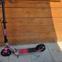 Monopattino con freno  e sospensione 