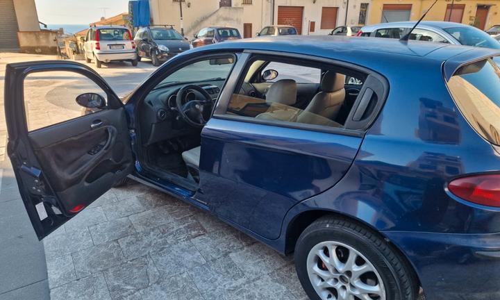 Alfa romeo 147 - 2002