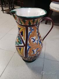 brocca in terracotta 