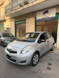 Toyota Yaris 1.0 5 porte Now