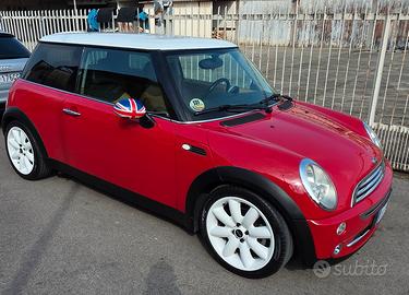 MINI COOPER R50 restyling 