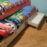 2 letti singoli sovrapponibili