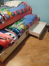 2 letti singoli sovrapponibili