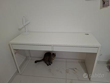 scrivania ikea