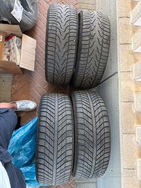 Pneumatici 4 stagioni 205/50/17