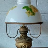 ANTICO GRANDE LUME AD OLIO VETRO OPALINO