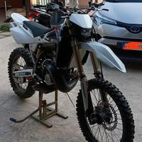 HUSQVARNA WR 250 2T - ENDURO