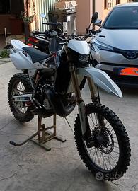 HUSQVARNA WR 250 2T - ENDURO