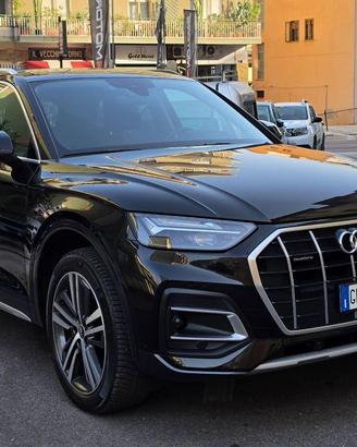 AUDI Q5 40 TDI quattro Advanced IVA DEDUCIBILE