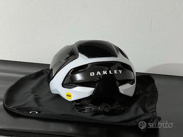 Oakley ARO5 mips