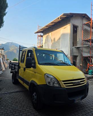 Iveco Daily 35C12 doppia cabina