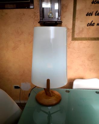Lampada da comodino Guzzini