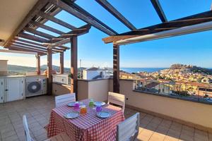 3 LOCALI A CASTELSARDO