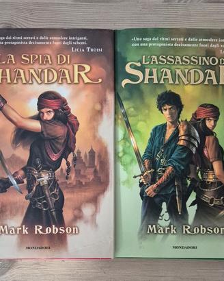 Saga LA SPIA DI SHANDAR di MARK ROBSON