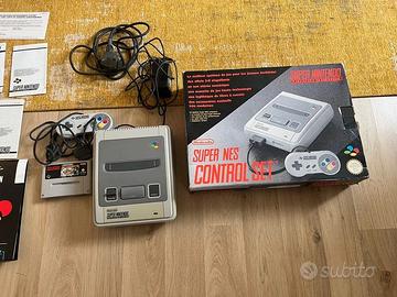 Console Super Nintendo SNES + manette,câbles, boît
