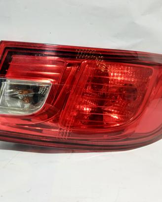 STOP FANALE POSTERIORE DESTRO RENAULT Clio Serie 2