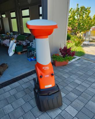 Biotrituratore elettr. stihl quasi nuovo