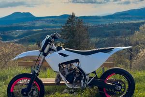 Husqvarna tc 125 motard