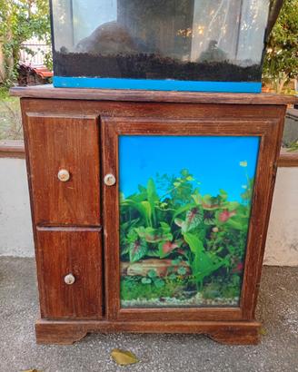 acquario con mobile