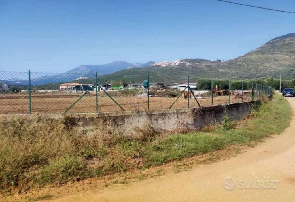 Immobile in asta di 7000 m² a Maenza - Vista 2