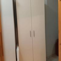 Armadio 2 ante + mobiletto 