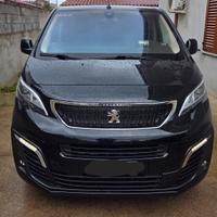 peugeot traveller 8 posti