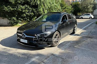 MERCEDES CLA 200 Automatic Premium