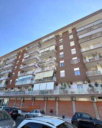 6 LOCALI A BARI