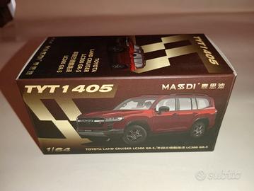 1/64 Toyota Land cruiser lc300 gr-s  nuovo in box