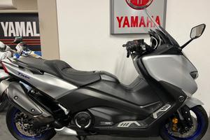 Yamaha TMAX 530 SX