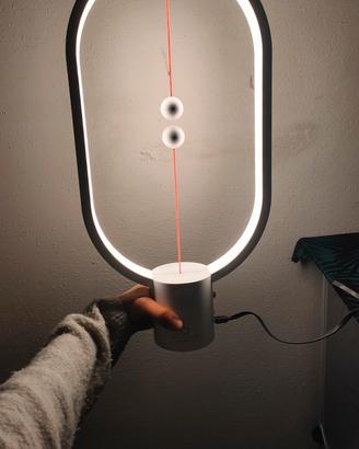 lampada magnetica nuova