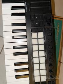 Novation Launchkey Mini MK4