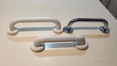 maniglioni per doccia e vasca da bagno 