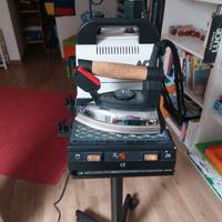 Ferro da stiro professionale Stirolux. 