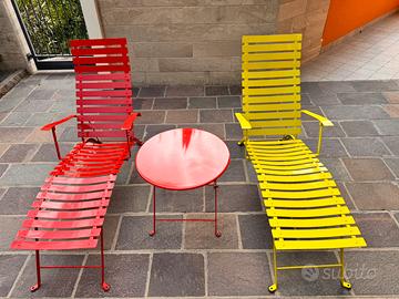 Sdrai e tavolino da esterno