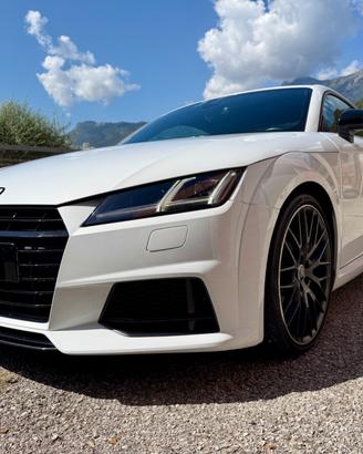 Audi TT S - Coupé 2.0 TFSI quattro S Line