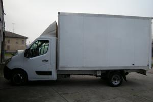 Renault master con alluvan