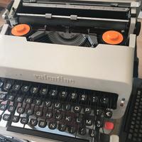Olivetti Valentine Bianca macchina da scrivere
