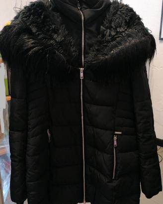 Piumino lungo con doppia cerniera e cappuccio 