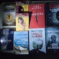 Migliaia di libri/riviste/fumetti...
