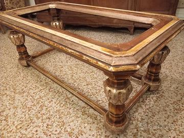 Tavolino basso da soggiorno