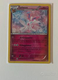 Sylveon 72/111 Reverse Holo ITA Colpi Furiosi