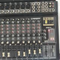 Casse amplificate  più mixer da scegliere 