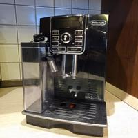 Macchina da caffè in chicchi