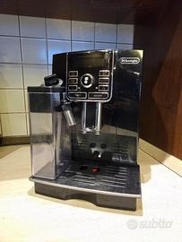 Macchina da caffè in chicchi