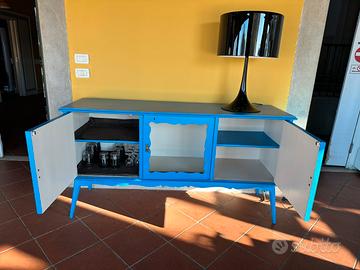 Mobile bar. Vintage.