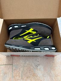 Scarpe u power