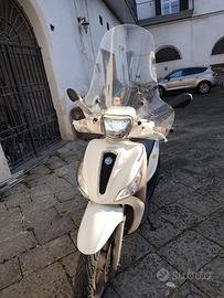 Piaggio medley 125